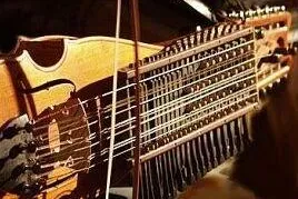 Bild: Europäische Nyckelharpa-Fortbildung startet auf Burg Fürsteneck