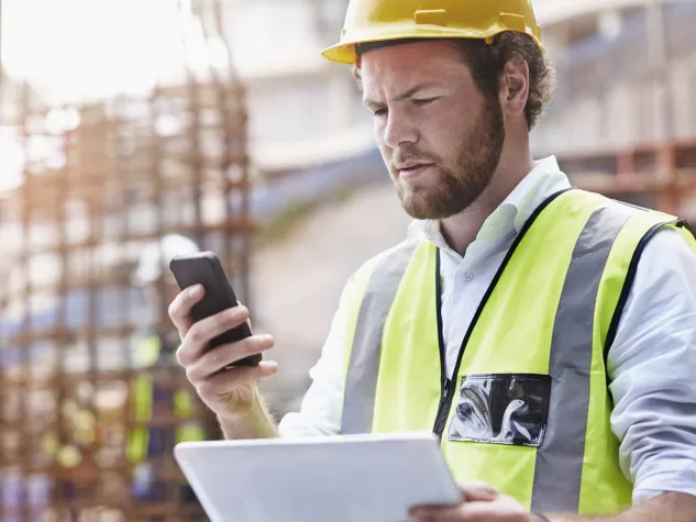 Bild: Baugeräte und Büroeinrichtung mit der Inventarverwaltung digital verwalten