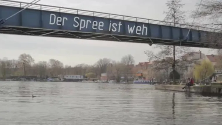 Bild: „Flussversöhnung“ - ein Diskussions- und Badefilm