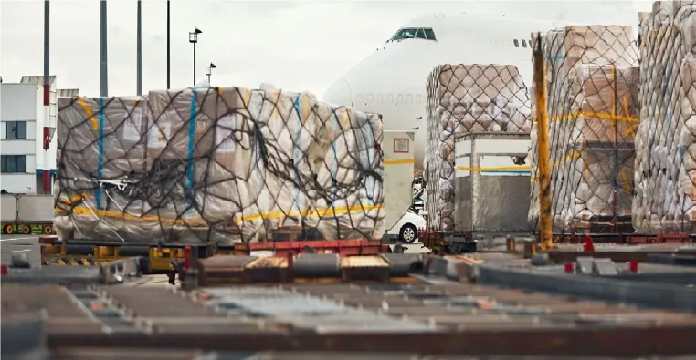 Luftfracht Transporte von Gefahrgut nach Georgien: Besonderheiten und Zollabwicklung Bild: Luftfracht Transporte von Gefahrgut nach Georgien: Besonderheiten und Zollabwicklung