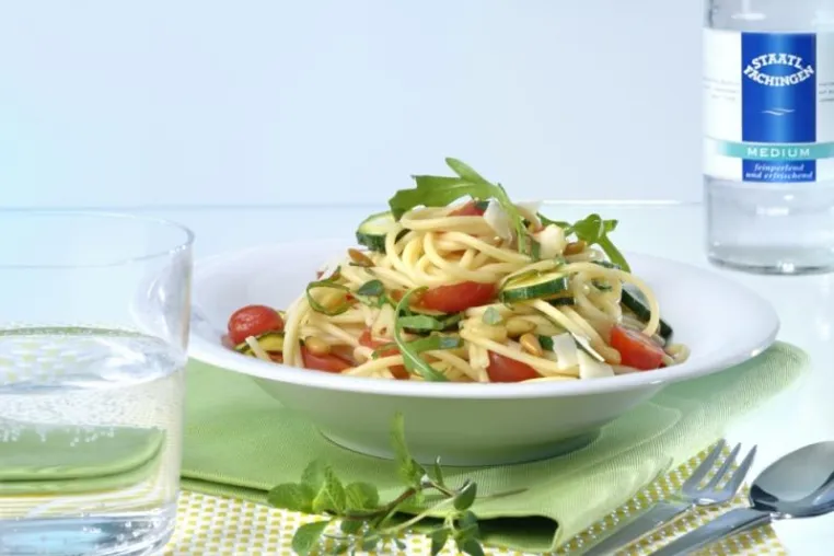 Bild: Pasta mit Basenpower - Leichter Genuss am Abend