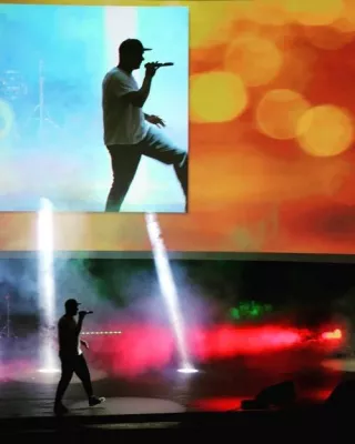 Bild: OpenAir auf dem Breitscheidplatz mit 2schneidig