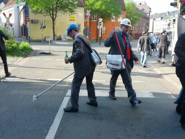 Bild: Die PARTEI Bremen nimmt Stellung zu den Übergriffen auf die FDP