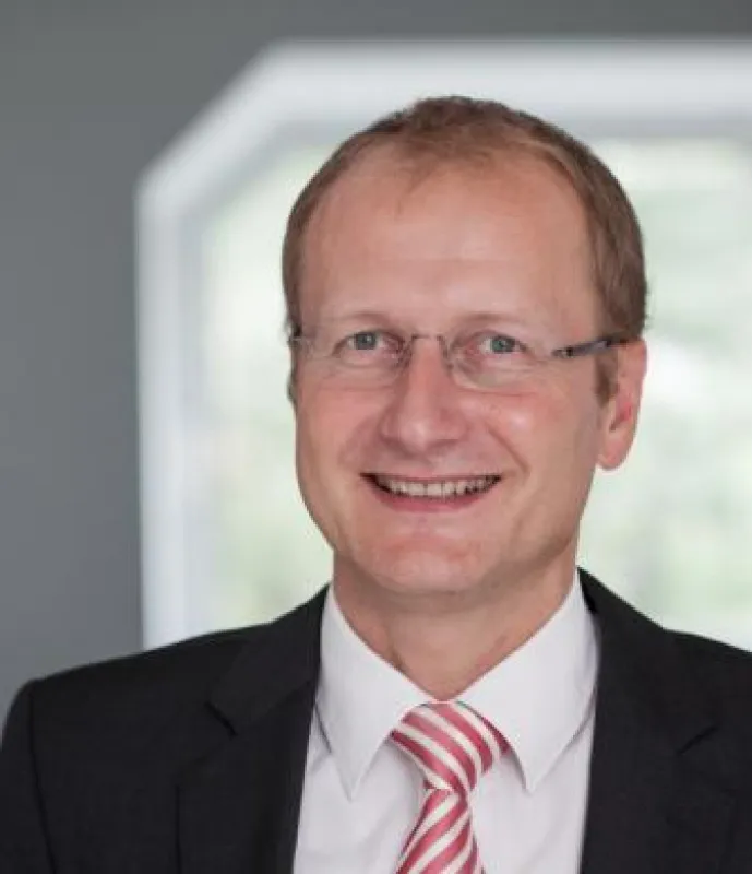 Prof. Dr. Jens Böcker, Vorstandsmitglied M2M Alliance