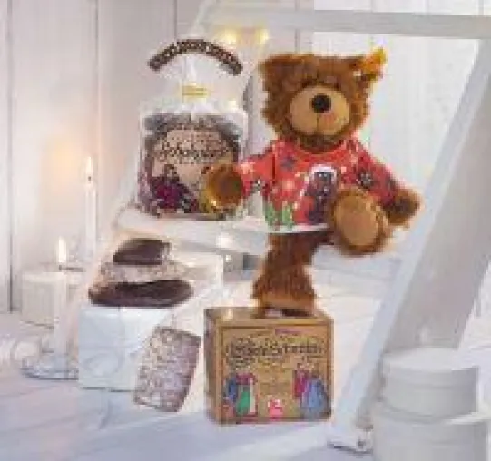 Bild: Lebkuchen-Schmidt und Steiff präsentieren den Kult-Teddybär "Charly" als "Lebkuchen-Edition"
