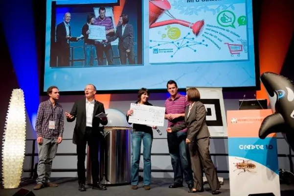 Bild: Wie italienische Avatare dolmetschen und schwäbische Mittelständler das Social-Media-Handwerk lernen