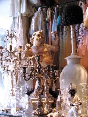 Kunst und Antiquitäten in München Bild: Kunst und Antiquitäten in München