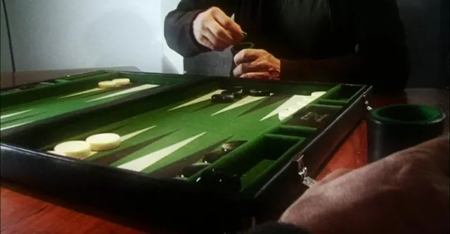 Bild: AXN bringt Backgammon ins TV: „Crowns Cup – Backgammon“ feiert seine Welt-Premiere auf AXN