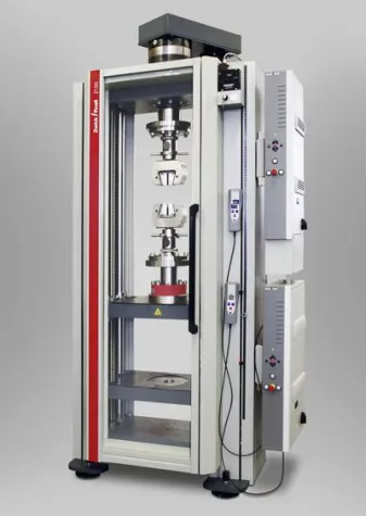 Bild: Greifer-Check mit Zwick Prüfmaschine