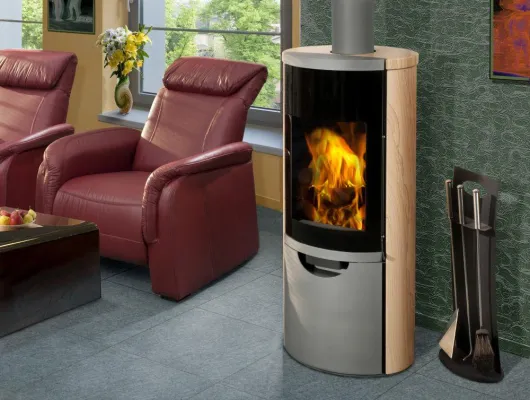 Bild: Kaminfeuer für kalte Herbsttage