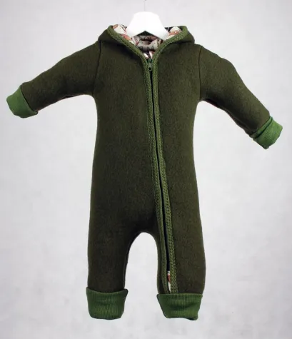 Hochwertige Wollwalk-Overalls von nadeloehrle.de Bild: Hochwertige Wollwalk-Overalls von nadeloehrle.de