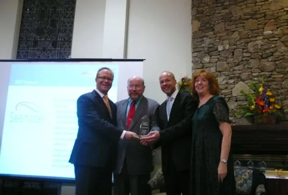 Bild: Bio-Seehotel Zeulenroda erhält als weltweit erstes Hotel den Spirit at Work Award 2007