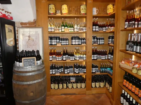 Bild: Entspanntes Weihnachts-Shopping im Wasserschloss Mellenthin