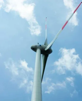 Erstes Windkraftwerk auf Stadtgebiet Neumarkt in der Oberpfalz geht in Betrieb Bild: Erstes Windkraftwerk auf Stadtgebiet Neumarkt in der Oberpfalz geht in Betrieb