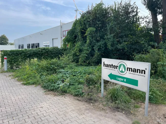 Bild:  Hantermann bezieht 3. Standort in Emmerich und bestellt weitere Serviettenmaschine
