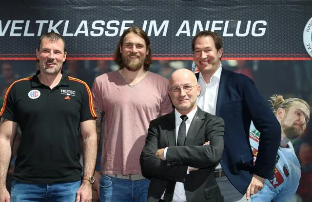 Weltklasse im Anflug: Pavel Horák verstärkt den HC Erlangen Bild: Weltklasse im Anflug: Pavel Horák verstärkt den HC Erlangen