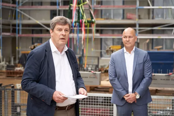 Bild: Richtfest: AOC vollendet Rohbau des Leipziger Wohnprojektes „liv´in reudnitz“