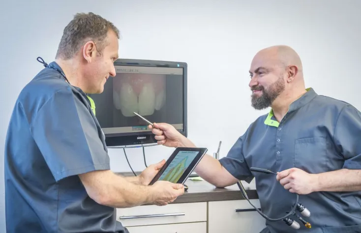 Bild: Zahnärzte im BAZAAR