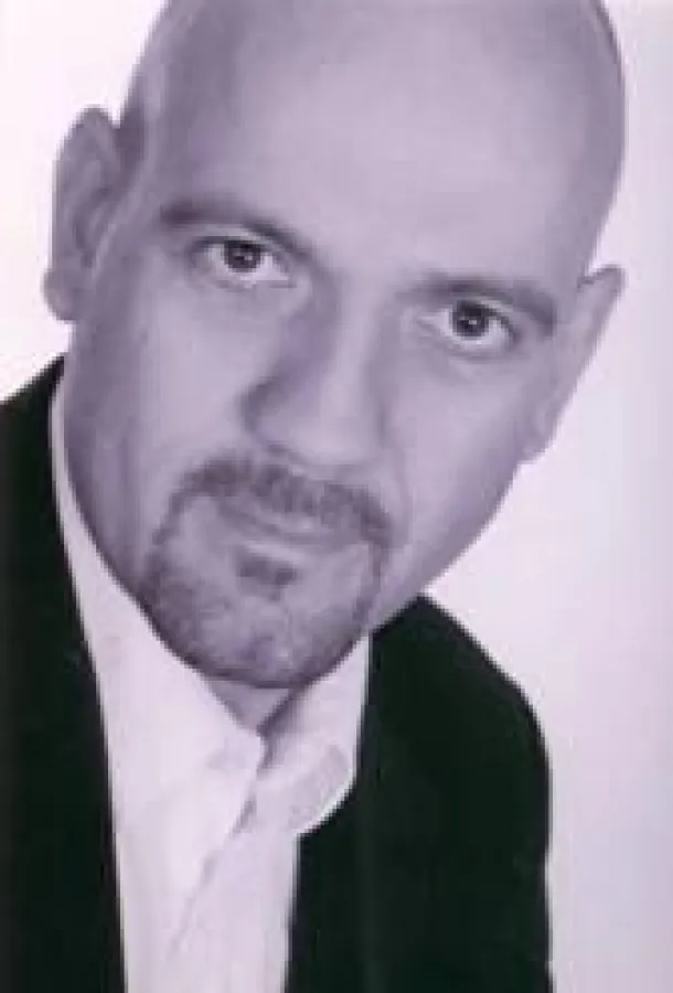 (c) Paramount Home Entertainment