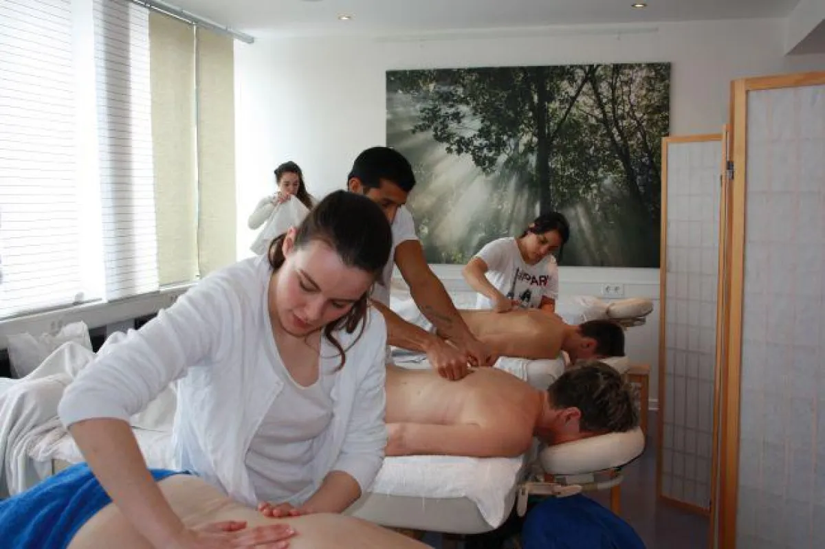 Masseure/innen und med. Bademeister/innen haben gute Zukunftsaussichten