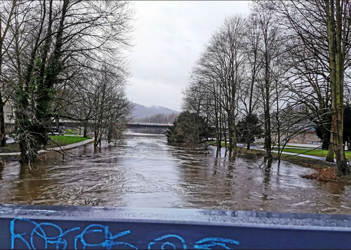 Hochwasser Heyerstrang (© Odile Baumann | Werdener Nachrichten)