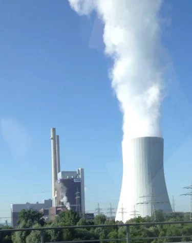 Thermische Kraftwerke und ihre Verlustwärme Bild: Thermische Kraftwerke und ihre Verlustwärme