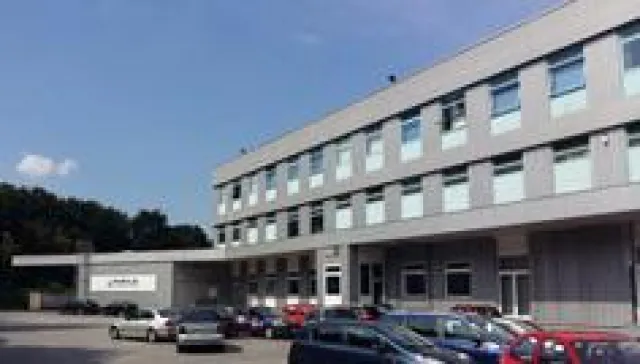 Bild: Palmira und Crossroads erwerben Light-Industrial-Objekt in Bochum für 'First Business Parks'