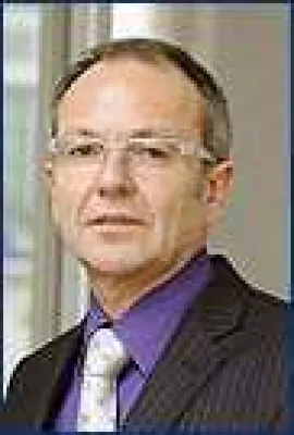 Bild: Insolvenz-Betriebsübergang-Air Berlin | Wohin fliegen 8.000 Mitarbeiter?