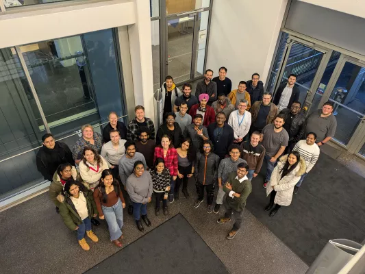 Bild: Besuch in der Zukunft - Quantum-Studierende der TH Deggendorf am Leibniz Rechenzentrum