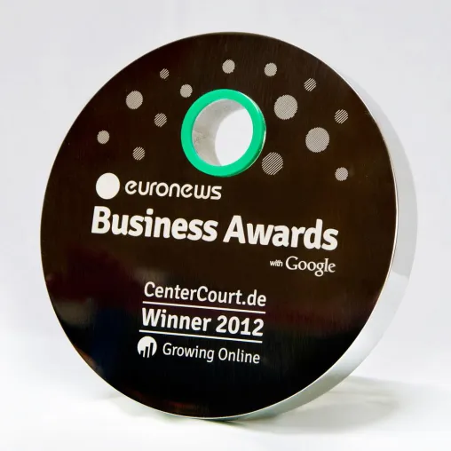 CenterCourt.de gewinnt den "euronews Business Award with Google" Bild: CenterCourt.de gewinnt den "euronews Business Award with Google"