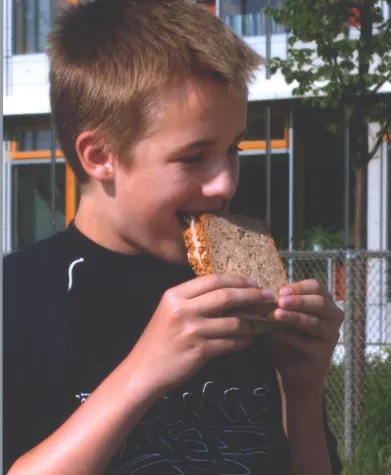 Richtiges Essen hat entscheidenden Einfluss auf schulische Leistungen Bild: Richtiges Essen hat entscheidenden Einfluss auf schulische Leistungen