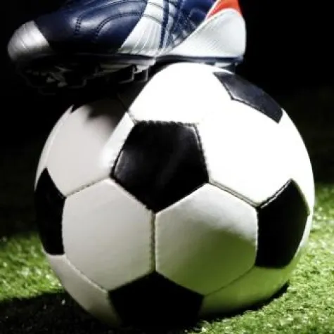 Bild: Fußball-Events: SUPERSCHUSS verhandelt mit Werbepartnern