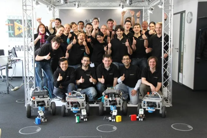Bild: „NI WorldClass 2012“: Robotik-Workshop für Studenten