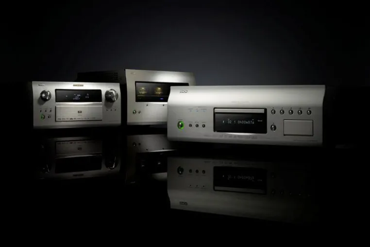 DENON vollendet seine Referenz-Heimkino-Serie mit dem weltweit ersten highend Blu-ray-Universalplayer DVD-A1UD Bild: DENON vollendet seine Referenz-Heimkino-Serie mit dem weltweit ersten highend Blu-ray-Universalplayer DVD-A1UD