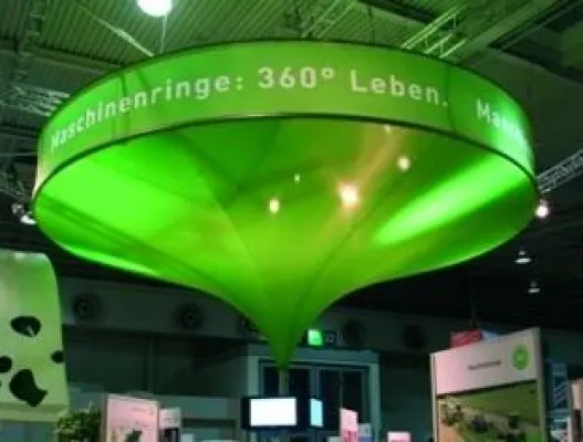 Bild: Deckenhänger – Werbung am POS und für Messen