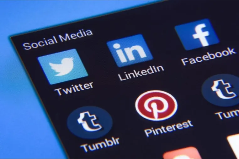 Bild: Max Weiss: Erfolg mit Social Media  