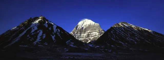 Suche nach der Goldenen Tara: Faszinierende Diashow und Foto-Workshop mit Himalaya-Spezialist Dieter Glogowski Bild: Suche nach der Goldenen Tara: Faszinierende Diashow und Foto-Workshop mit Himalaya-Spezialist Dieter Glogowski