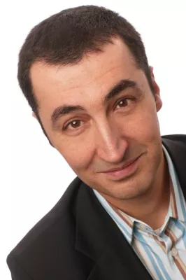 Bild: Cem Özdemir übernimmt die Schirmherrschaft des Christopher Street Day (CSD) 2007 in Stuttgart
