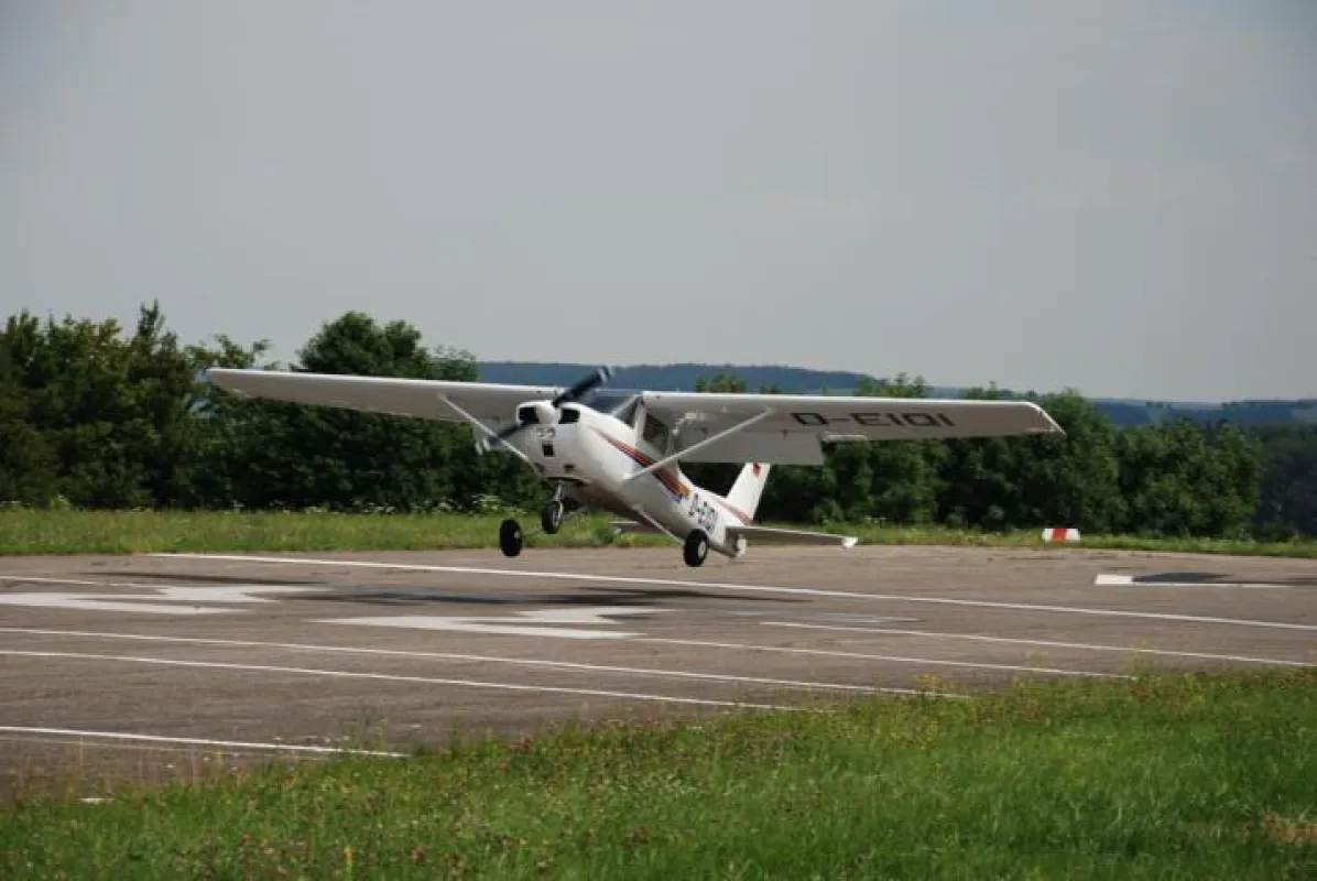Südwestdeutscher Rundflug in Pfullendorf verlangt den Piloten ihr fliegersiches Können ab