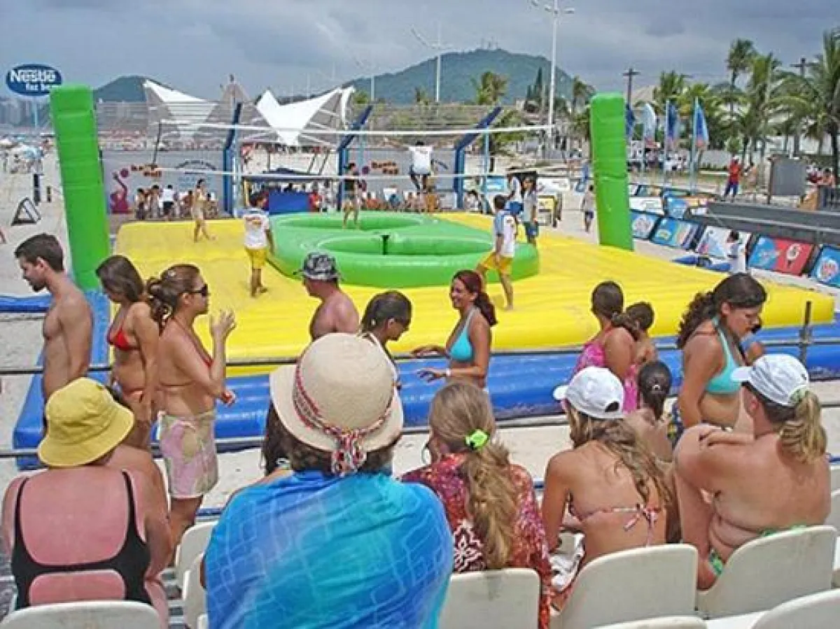 bossaball ist attraktiv, fällt auf und zieht an