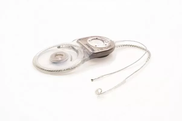 Bild: Cochlear setzt Maßstäbe für Hörimplantate: Einzigartiges Implantat-Portfolio beim HNO-Kongress in Mainz