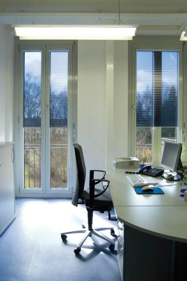 Behördenzentrum Gießen, 938 Rolloeinheiten