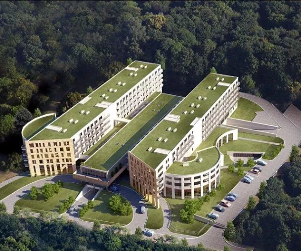 Bild: Das hotel Interferie Medical SPA schon mit Richtkrone