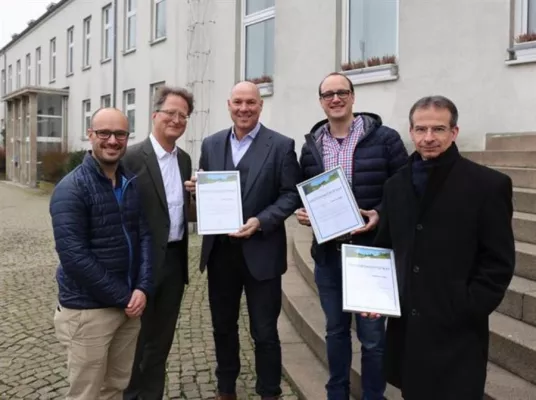 Bild: KLIMANEUTRAL ERZEUGTER "GRÜNSTROM" FÜR SCHULTE PRESS UND VOLKER GEHLEN