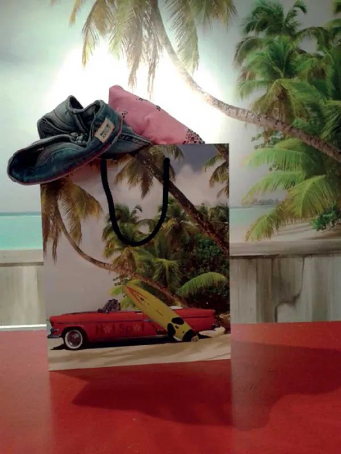 Einkaufstasche für die Young Fashion Welt von Mensing (Foto: RIEDLE, frei zur Veröffentlichung bei N