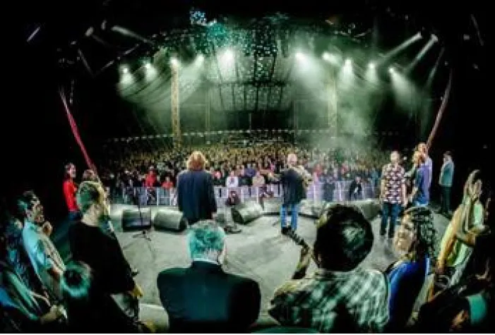 Bild: The Mavericks – und viele weitere Top-Acts bei Tønder 2018