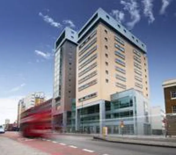 Fast Lane eröffnet neues Schulungszentrum in London Bild: Fast Lane eröffnet neues Schulungszentrum in London