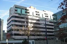 Bild: DIP-Partner AENGEVELT vermittelt Verkauf eines prominenten Büro-/Wohnhauses in Offenbach/Main