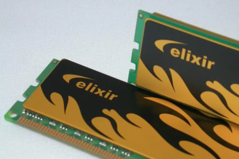 Bild: Wenn’s mal wieder zu lang dauert: Schnelle RAM-Riegel der Marke Elixir ab sofort bei Siewert & Kau