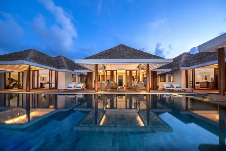 Bild: Mehr Privatsphäre im Anantara Kihavah Maldives Villas
